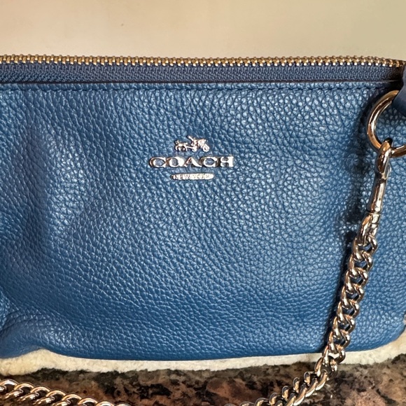 Coach Blue leather and sherling Wristlet with Chain - Picture 14 of 16